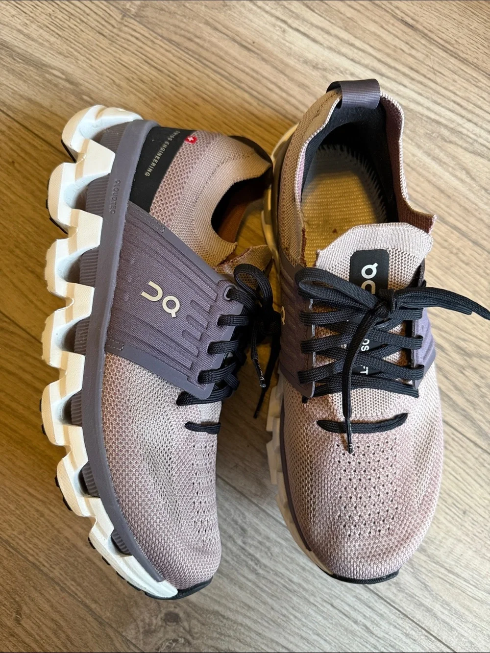 On Cloud Cloudswift 3 Women's Size 9Color Fade/Black